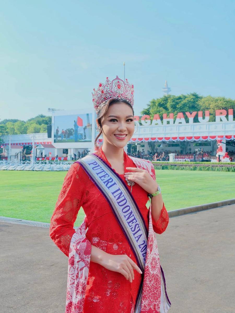 Potret Puteri Indonesia 2025 di Upacara HUT ke-80 RI di Istana Merdeka (Instagram.com/officialputeriindonesia)