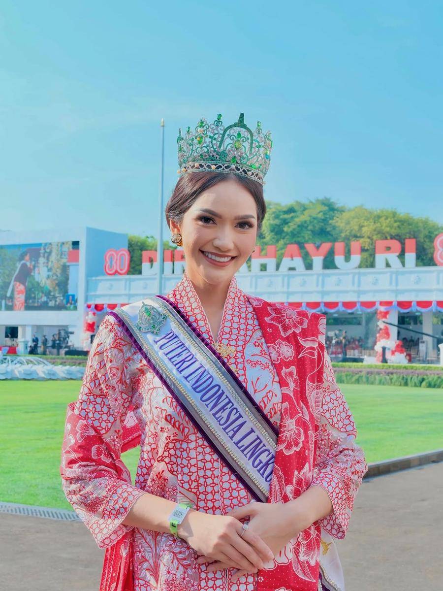 Potret Puteri Indonesia 2025 di Upacara HUT ke-80 RI di Istana Merdeka (Instagram.com/officialputeriindonesia)