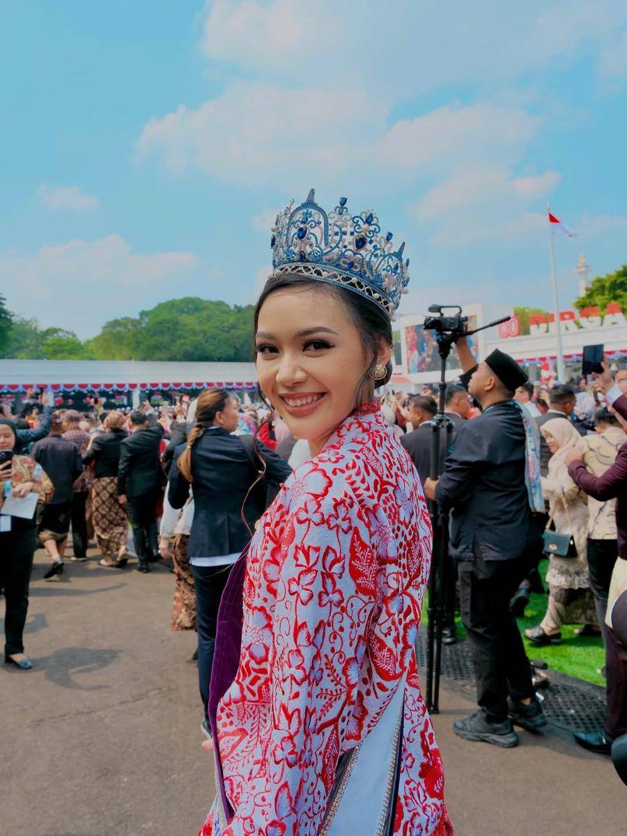 Potret Puteri Indonesia 2025 di Upacara HUT ke-80 RI di Istana Merdeka (Instagram.com/officialputeriindonesia)