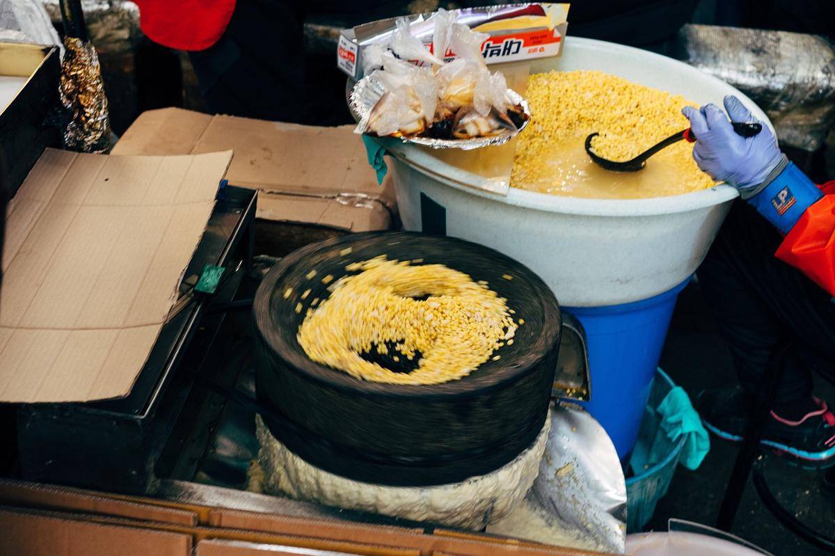 Ilustrsai kuliner nasi jagung (Pixabay/Markus Winkler)