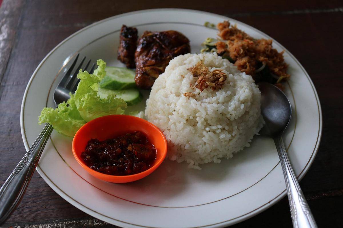 Ilustrasi kuliner pedas (Pixabay/Mufid Majnun)