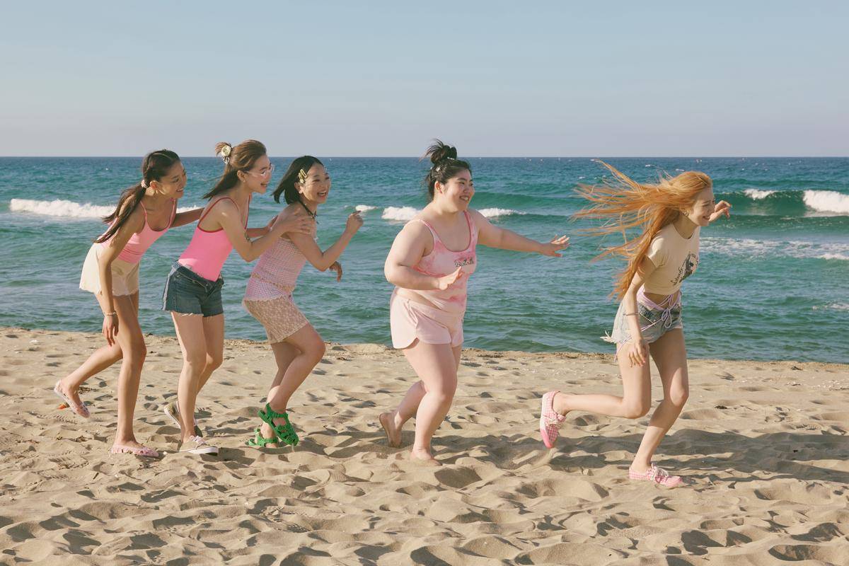 potret Joy di mini album From JOY, with Love (x.com/RVsmtown)