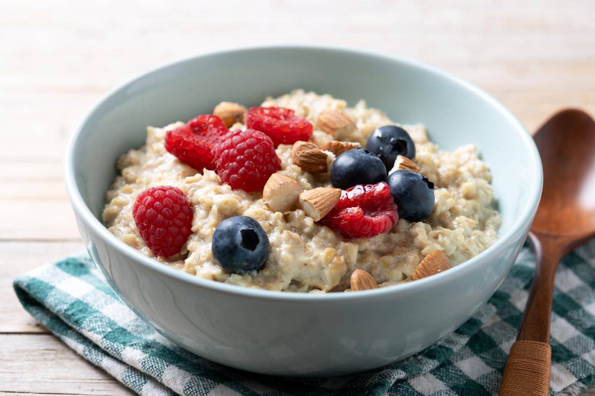 Ilustrasi oatmeal (freepik.com/Freepik)