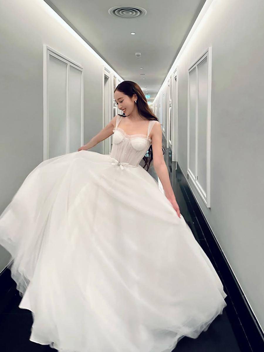 potret Jessica Jung di Weibo Cultural Exchange Night Gala (via instagram.com/jessica.syj)