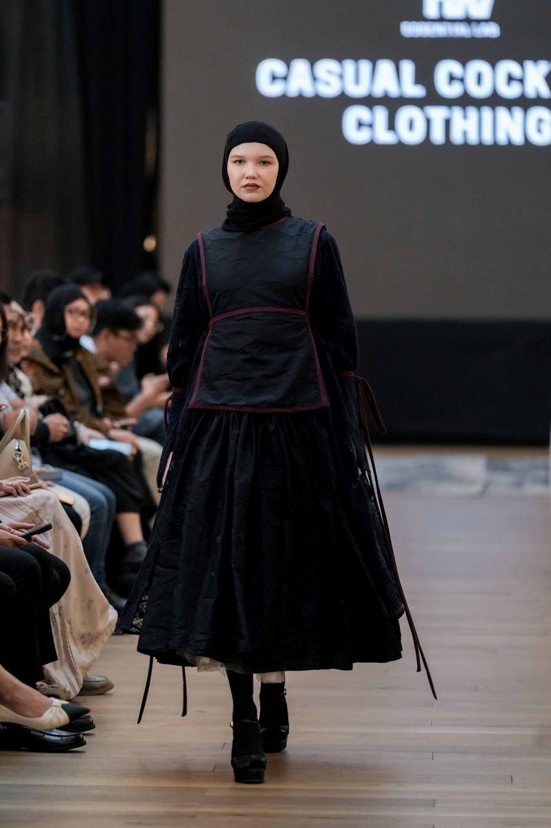 koleksi busana muslim di Jakarta Muslim Fashion Week 2025 (Dok. JMFW)