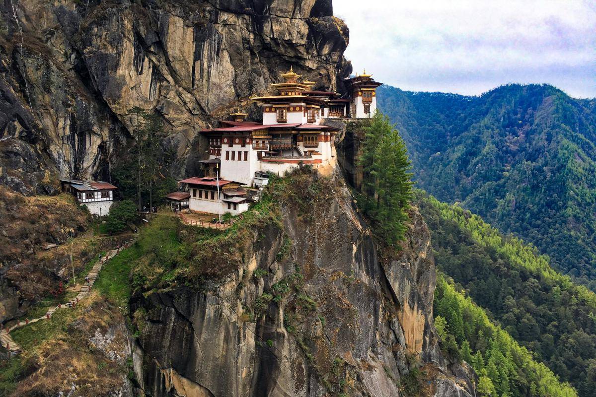 Di Bhutan, kebahagiaan lebih penting daripada uang. (Pexels/Peng Lim)