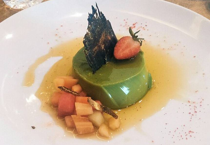 ilustrasi puding santan pandan