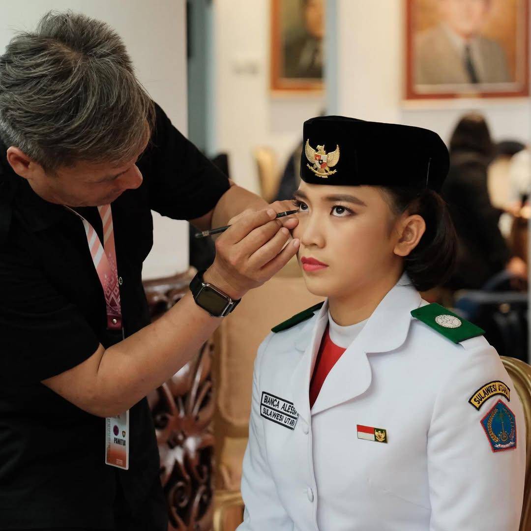 All eyes on Bianca Lantang. Untuk memastikan Bianca tampil sempurna saat semua memandang kepadan.jpg