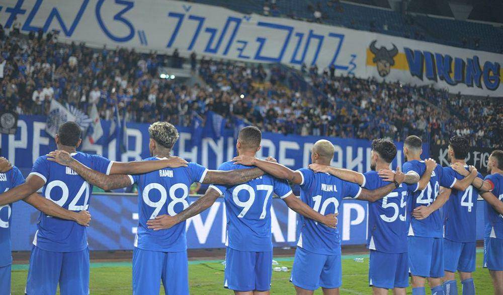 large_persib_bobotoh_manila_bar_98a943c0a3.jpg