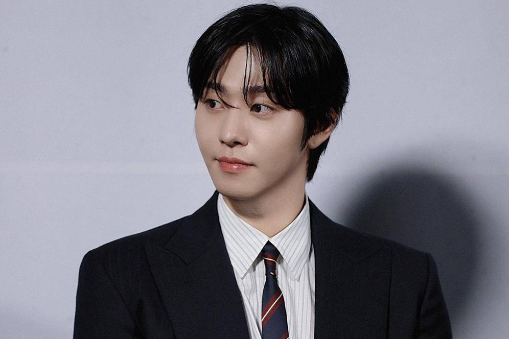 Ahn Hyo Seop (instagram.com/thepresentofficial)