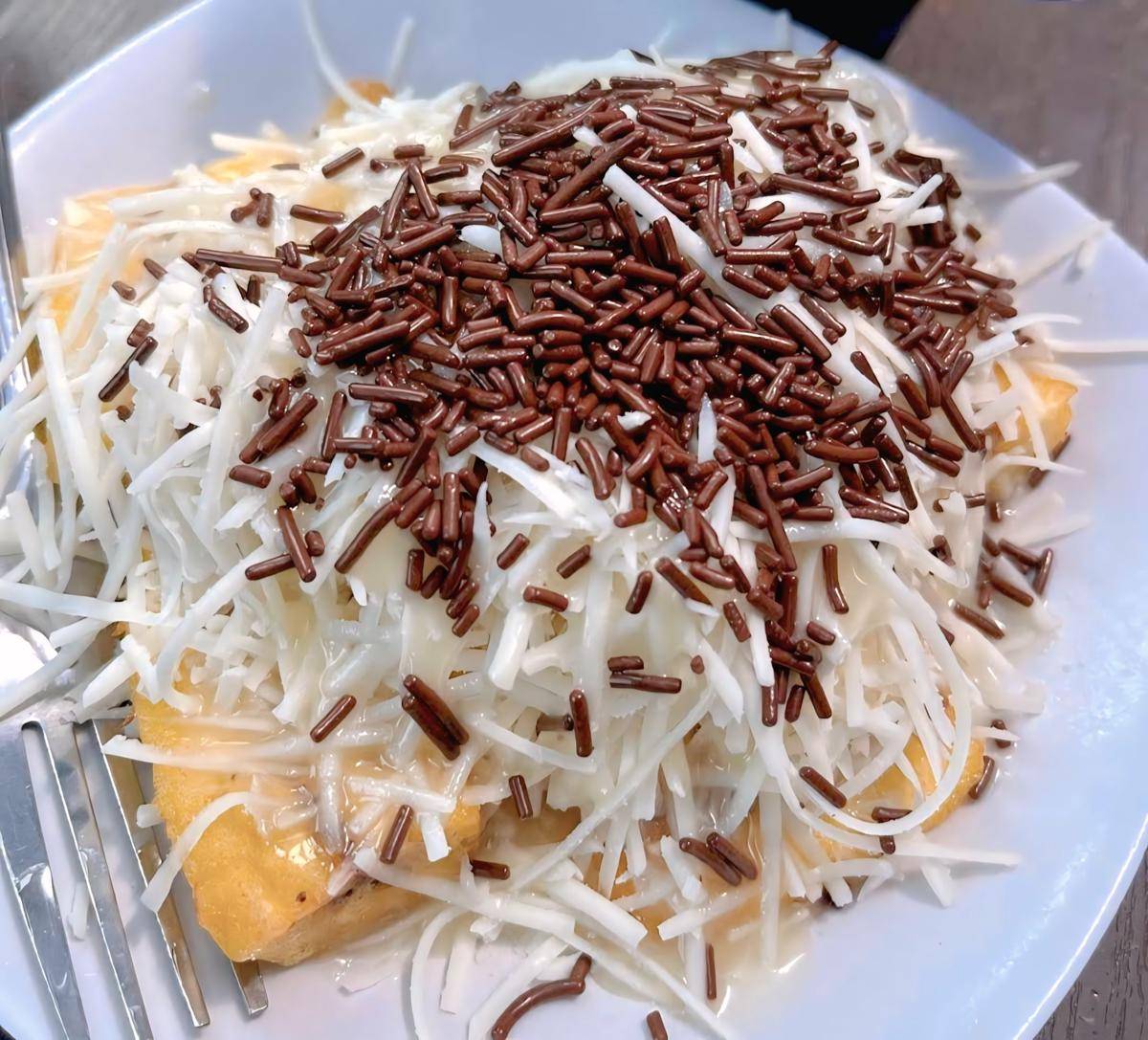 Kue Balok dan Cincau Hijau Jayagiri (google.com/maps/Ayu)