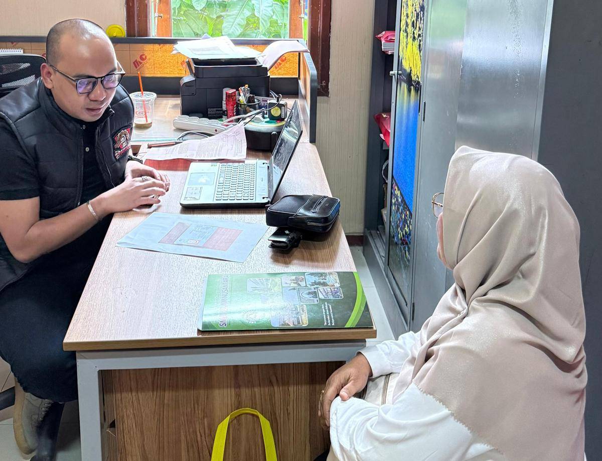 Pemeriksaan saksi kasus korupsi laptop Chromebook oleh Kejaksaan Negeri Kota Malang. (Dok. Kejari Kota Malang)