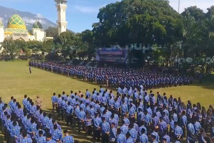 Sebanyak 1.125 honorer di Magetan diusulkan jadi PPPK paruh waktu. IDN Times/Riyanto.