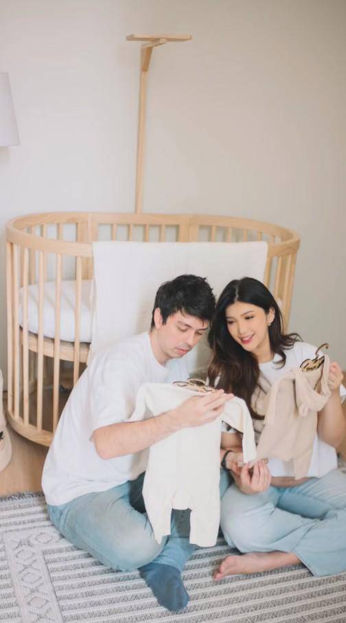 Maternity Dewi Paramita Mici (Instagram.com/paramitha)