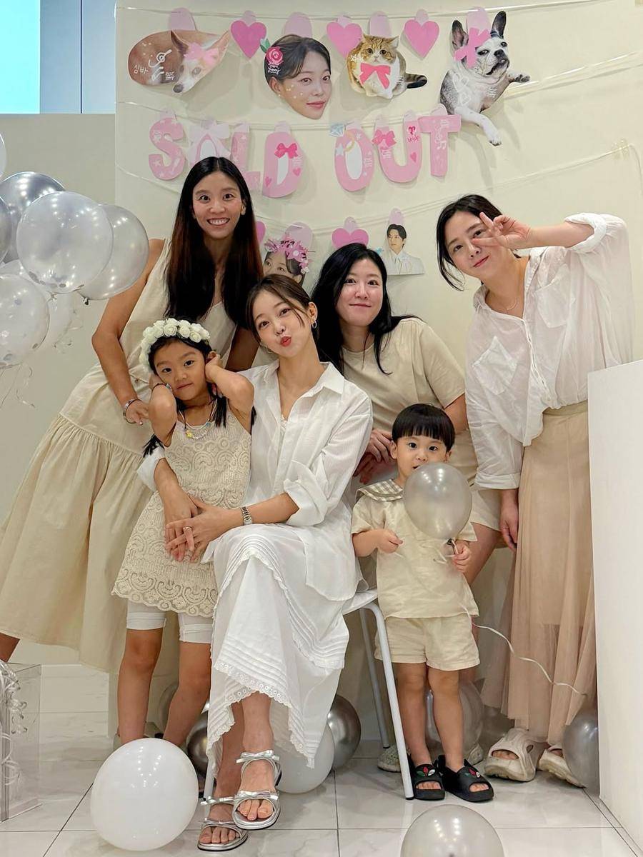 potret bridal shower Kim Ga Eun (instagram.com/ggani8918)