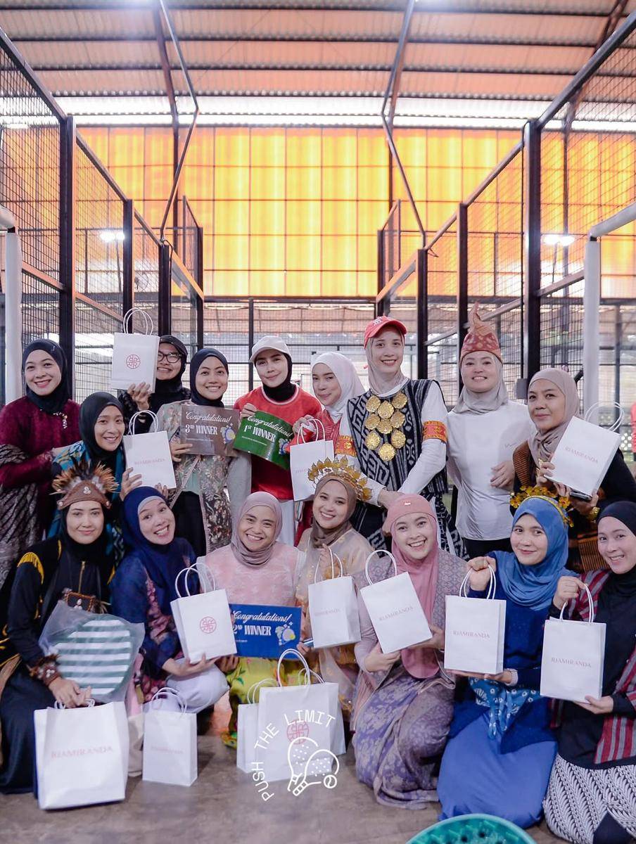 Dian Ayu, Fitrop dan Geng Turnamen Padel (Instagram.com/dianayulestari)
