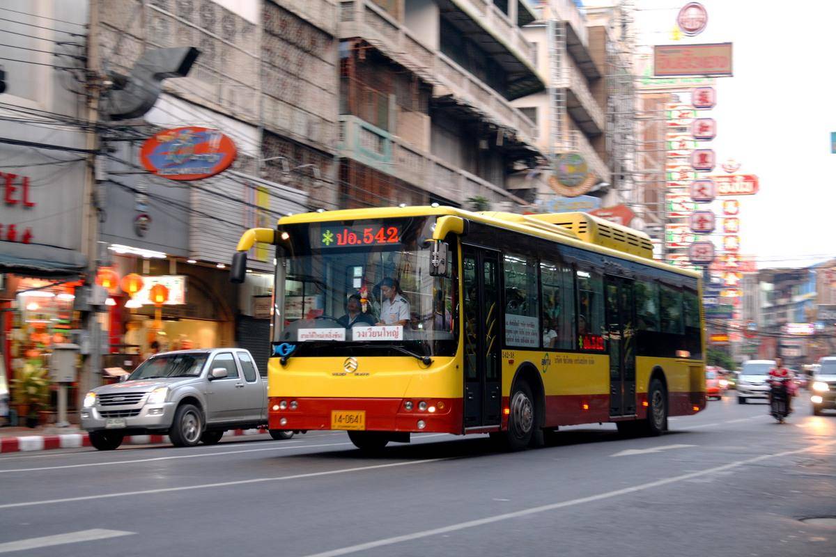 ilustrasi bus