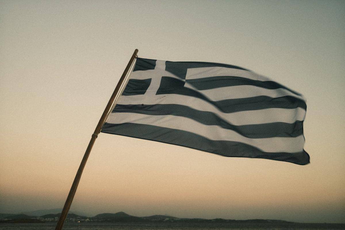 ilustrasi bendera negara Yunani (pexels.com/Wendy Wei)