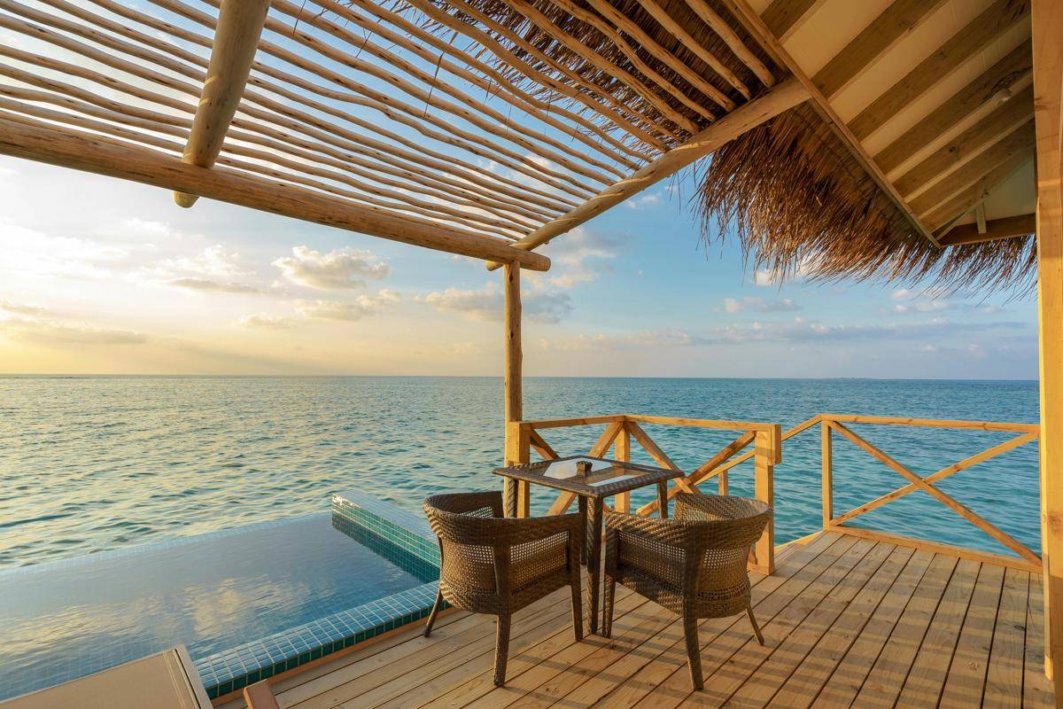 ilustrasi hotel view pantai/pexels.com