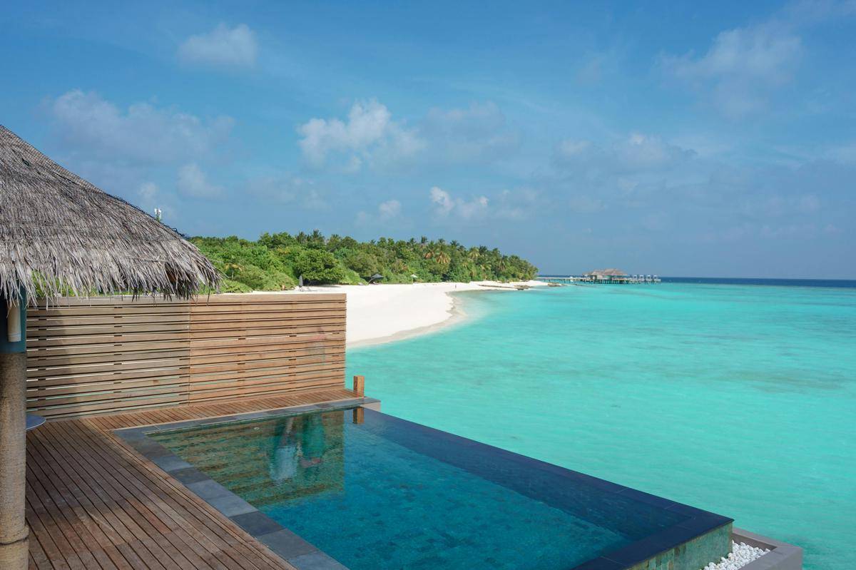 ilustrasi hotel view pantai/pexels.com