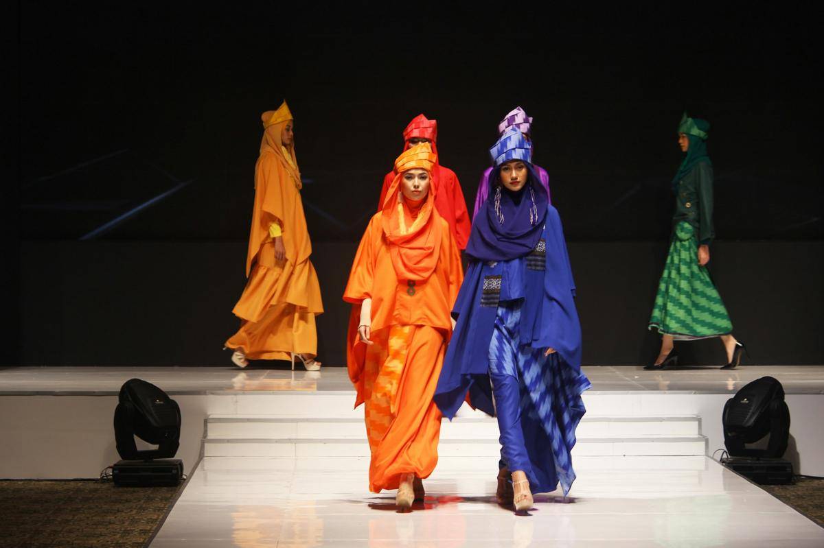 Ilustrasi fashion show (unsplash.com/Raden Prasetya)
