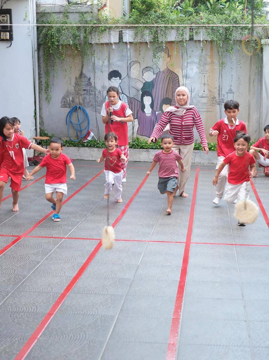 potret keluarga Zaskia Adya Mecca