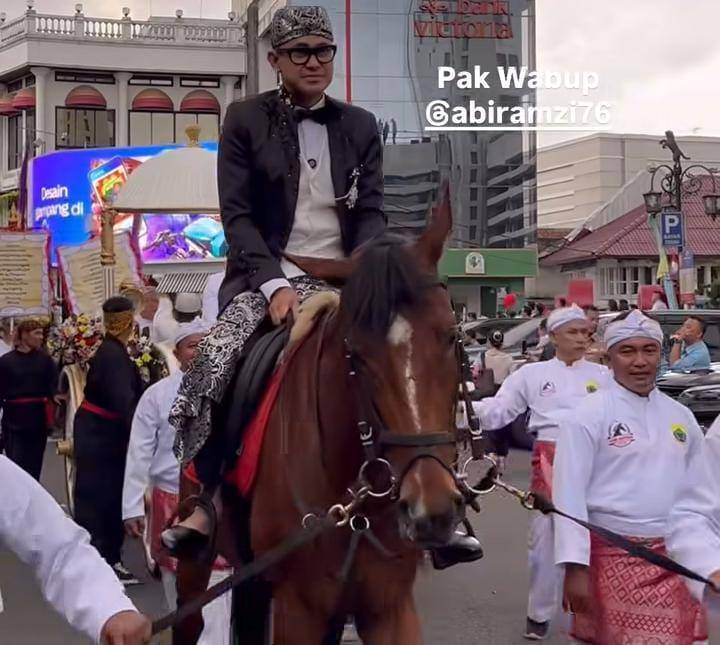 potret Ramzi di HUT Jawa Barat ke-80