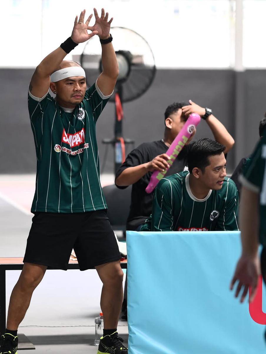 Wendi Cagur dan istri ikut turnamen pickleball