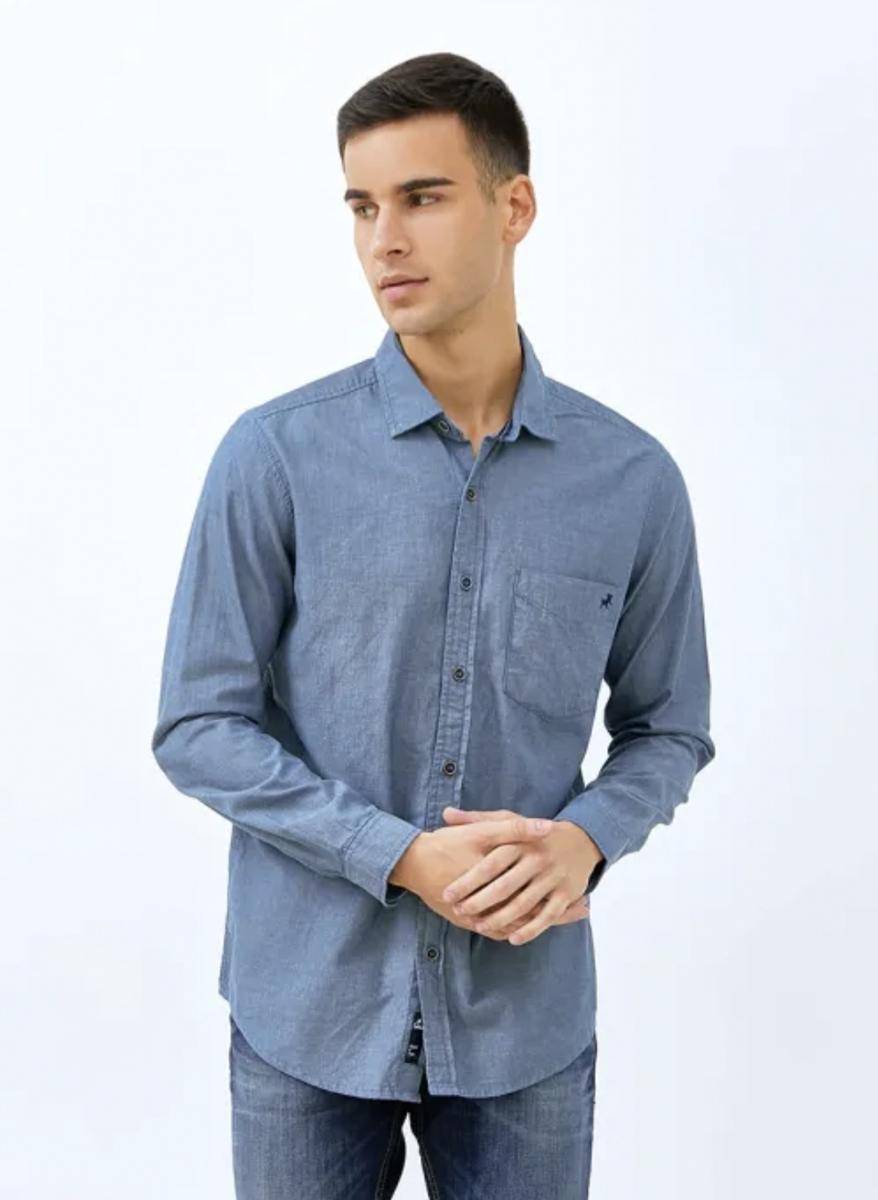 Lois Jeans Kemeja Katun Chambray KLL380 (lazada.co.id/Lois Jeans)