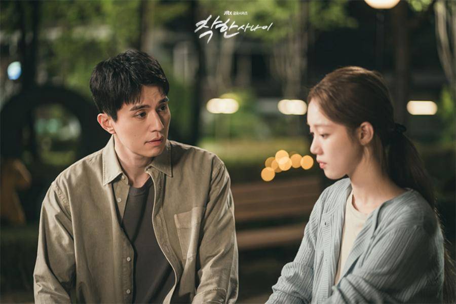 Park Seok Cheol (Lee Dong Wook) dan Kang Mi Young (Lee Sung Kyung) di drakor The Nice Guy (dok. JTBC/ The Nice Guy))