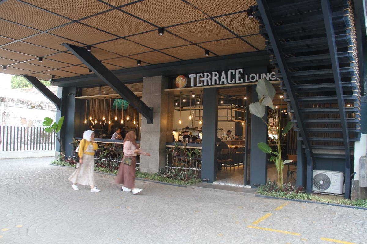 Restoran di Hotel @Hom Kudus. (Ari Haryono/IDN Times). 