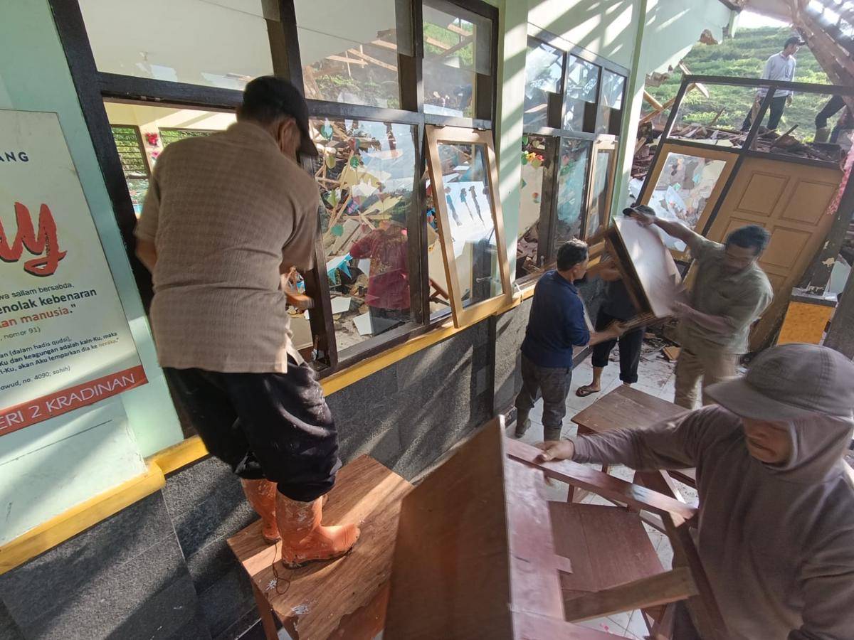 Kondisi bangunan SDN 2 Kradinan yang mengalami kerusakan. IDN Times/Bramanta Pamungkas