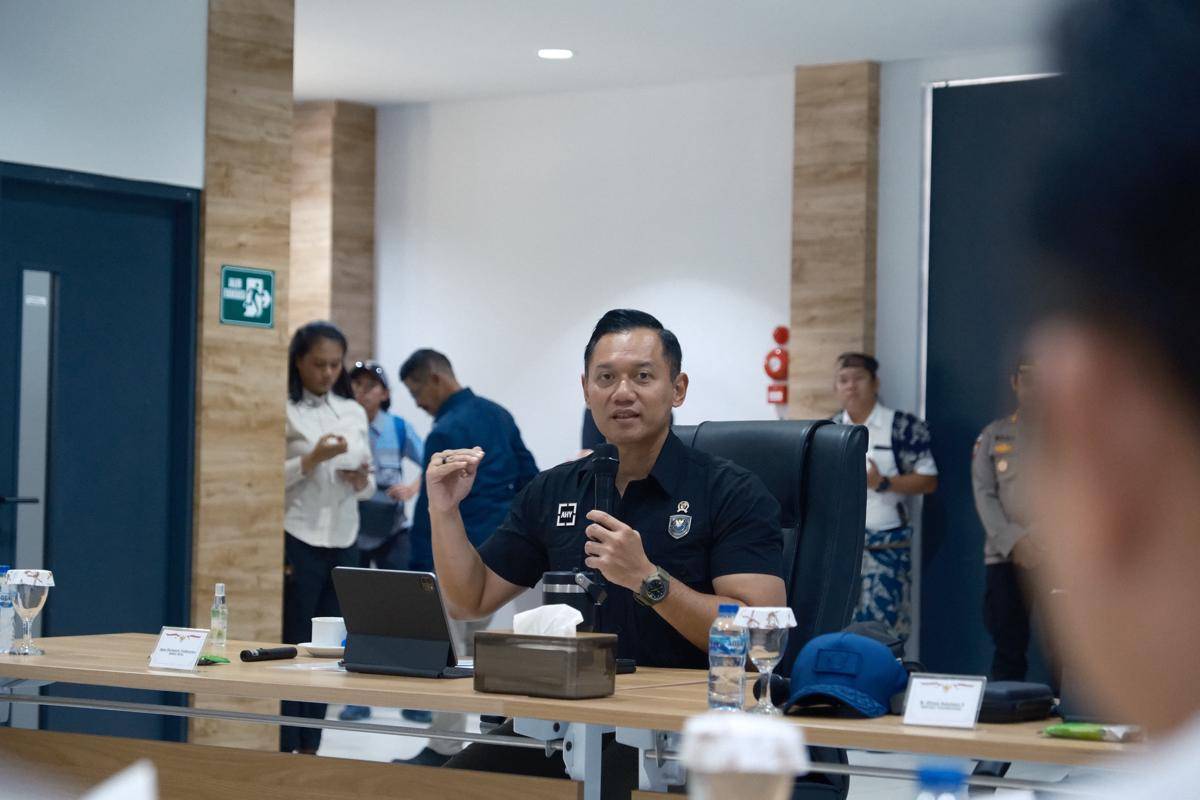 AHY dalam rangka kunjungan kerja di Sumba Timur. (Dok Humas Setda Provinsi NTT)