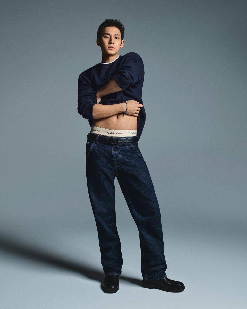 potret Mingyu SEVENTEEN di campaign Calvin Klein Fall 2025 (x.com/CalvinKlein)