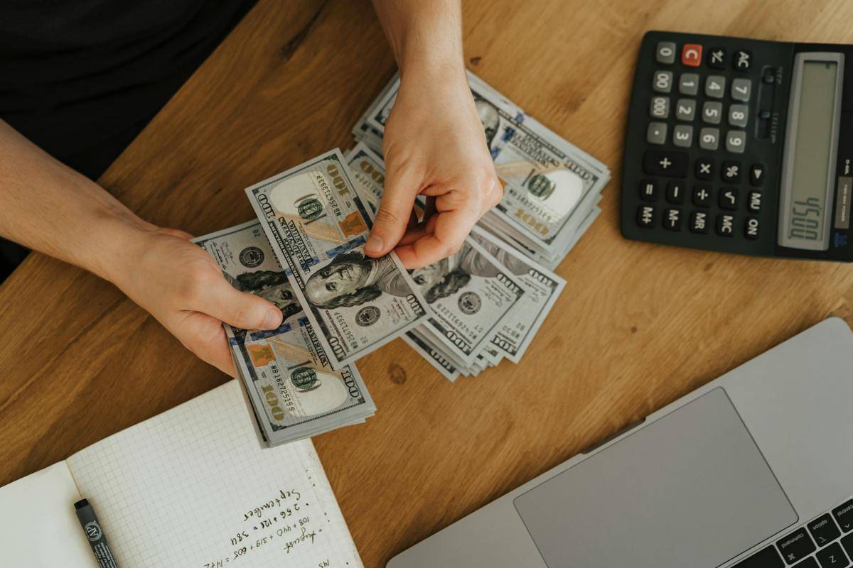 ilustrasi finansial (pexels.com/olia danilevich)