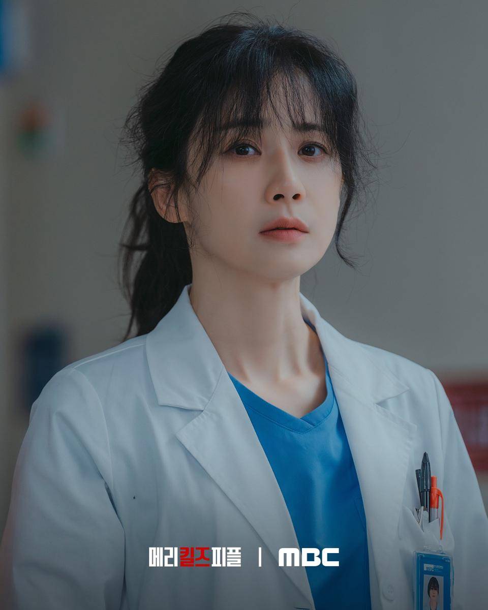 Lee Bo Young di KDrama Mary Kills People (instagram.com/mbcdrama_now)