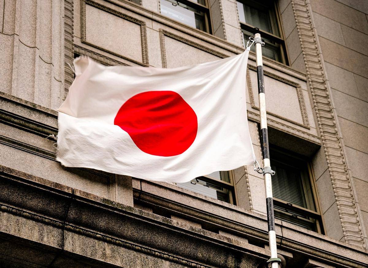 Bendera Jepang. (unsplash.com/fumirin)