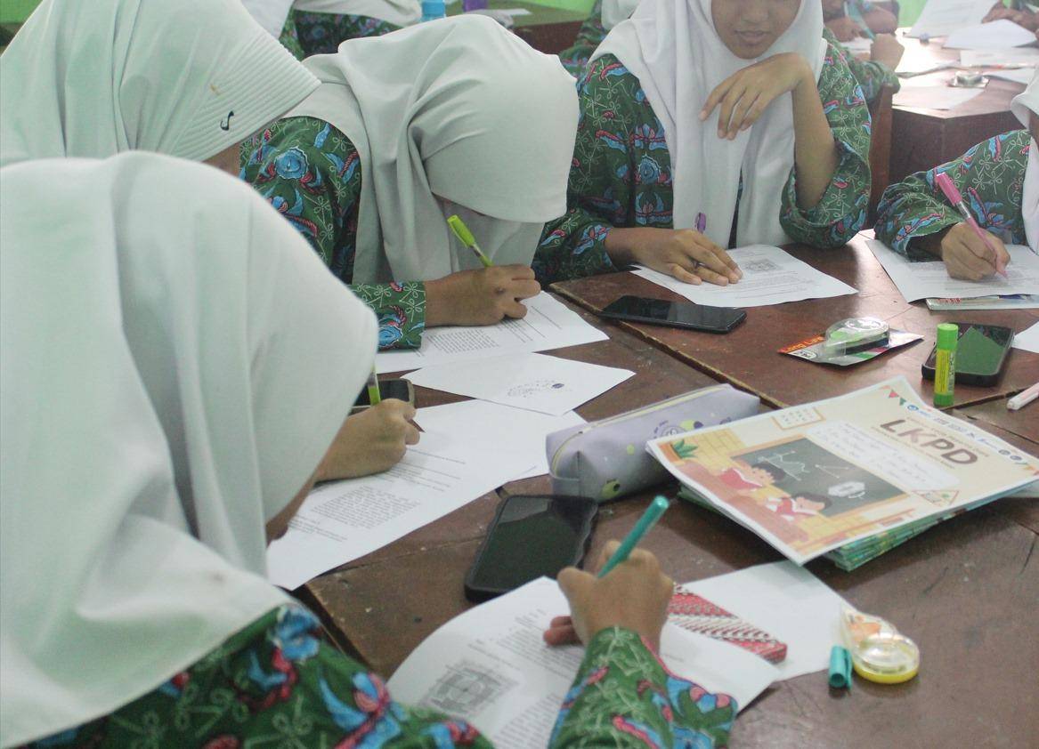 Integrasi budaya lokal dan teknologi AR. (uny.ac.id)