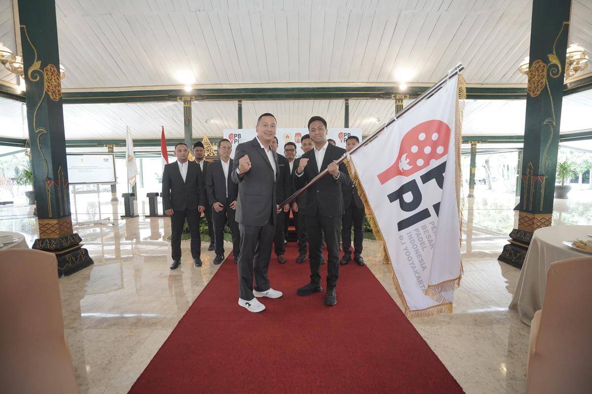 Pengukuhan dan Pelantikan Pengurus Perkumpulan Besar Padel Indonesia Daerah Istimewa Yogyakarta (PBPI DIY) Masa Bakti 2025-2029, di Pendapa Agung Royal Ambarrukmo Yogyakarta, Rabu (20/8/2025)