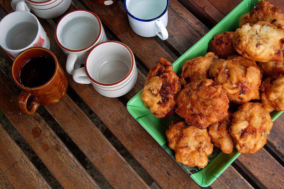 ilustrasi pisang goreng madu (commons.wikimedia.org/Shubert Ciencia)