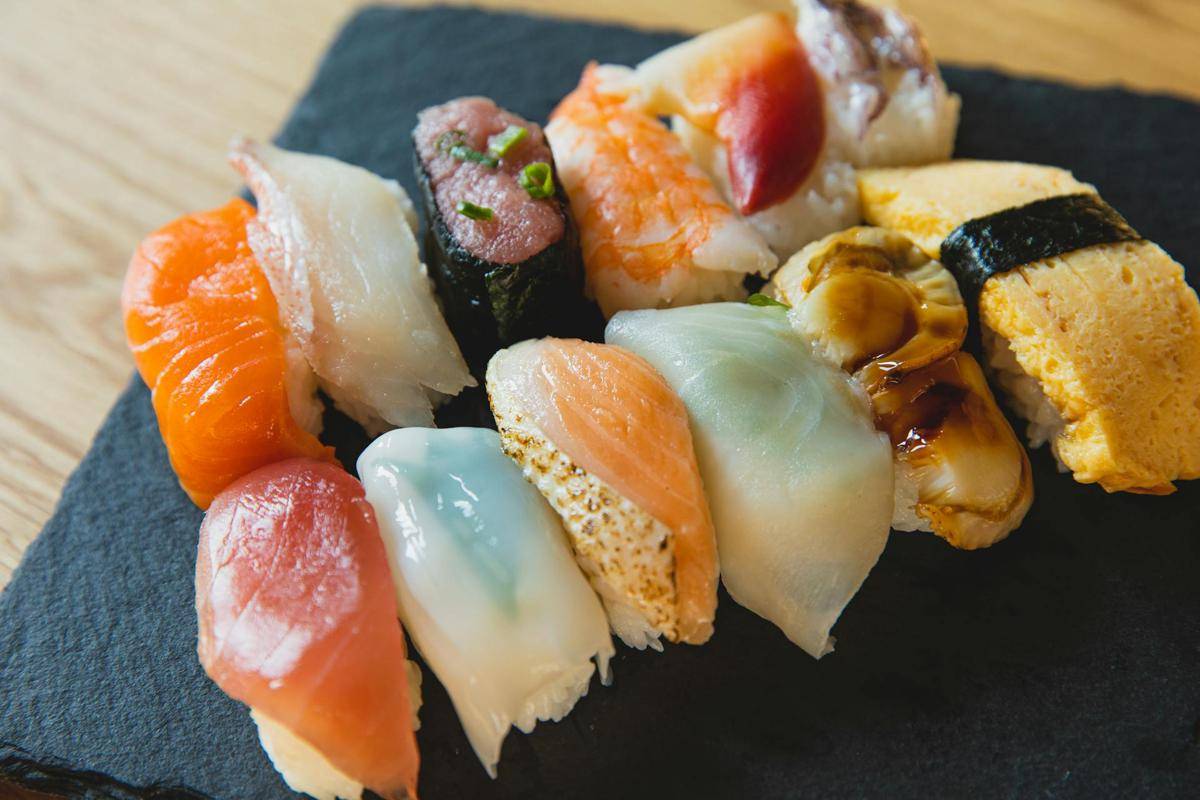 ilustrasi sushi (pexels.com/Ryutaro Tsukata)