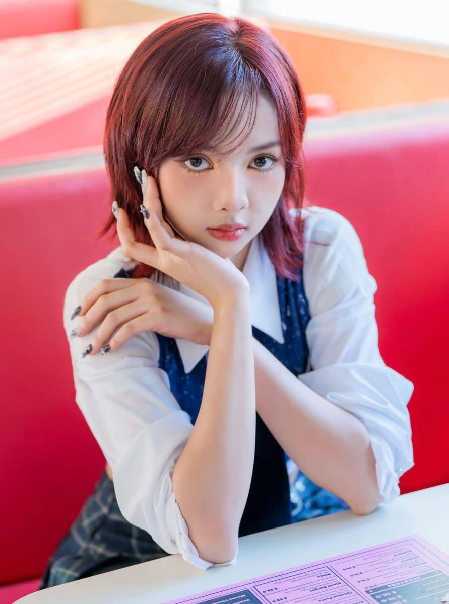 Dinda Secret Number (instagram.com/secretnumber.official)