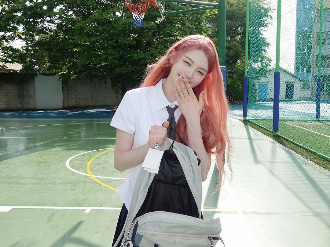 A-na Hearts2Hearts (instagram.com/hearts2hearts)