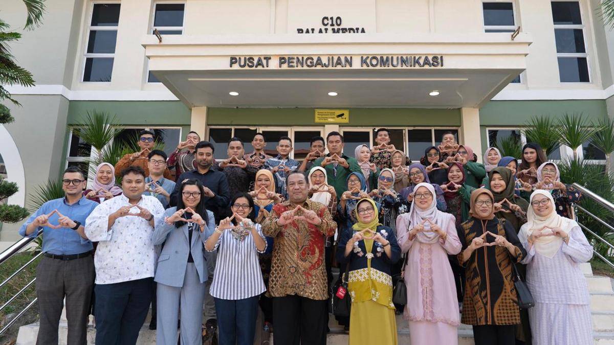 Kunjungan magister Ilmu Komunikasi USU ke Malaysia (dok.Imamikom FISIP USU)