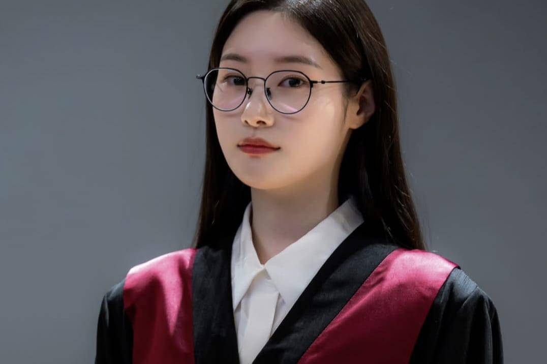 Jung Chae Yeon di KDrama Beyond the Bar (instagram.com/jtbcdrama)