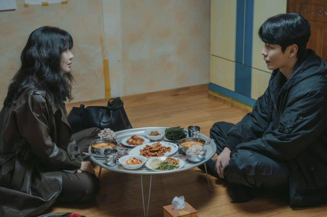Lee Bo Young dan Lee Min Ki di KDrama Mary Kills People (instagram.com/mbcdrama_now)