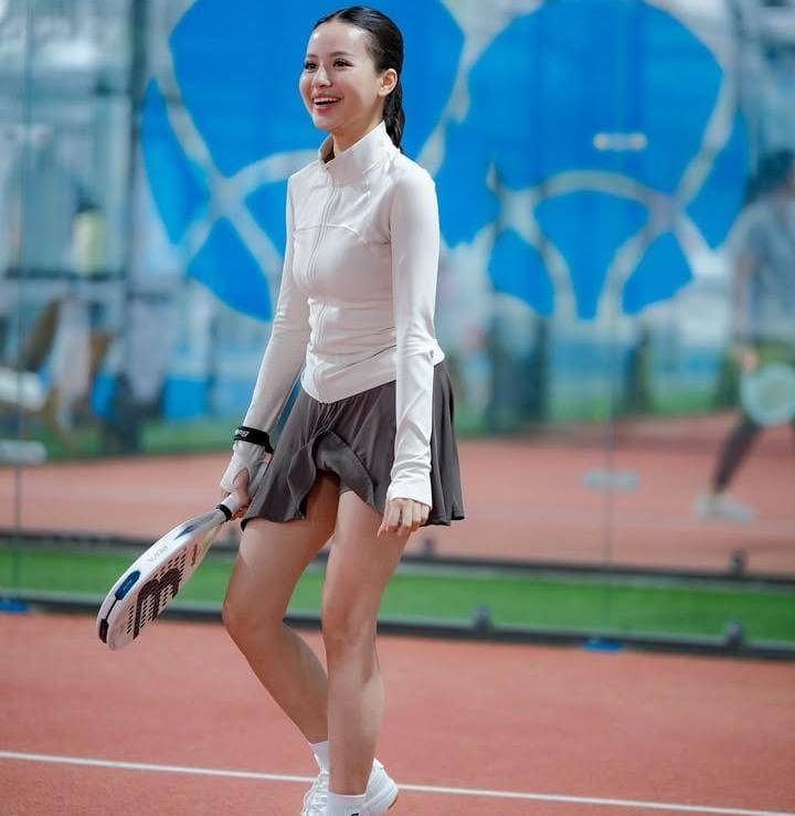 artis busui main padel