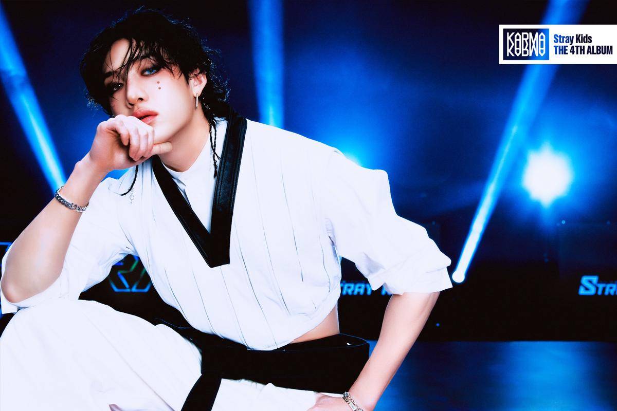 potret Bang Chan Stray Kids di full album KARMA (x.com/Stray_Kids)