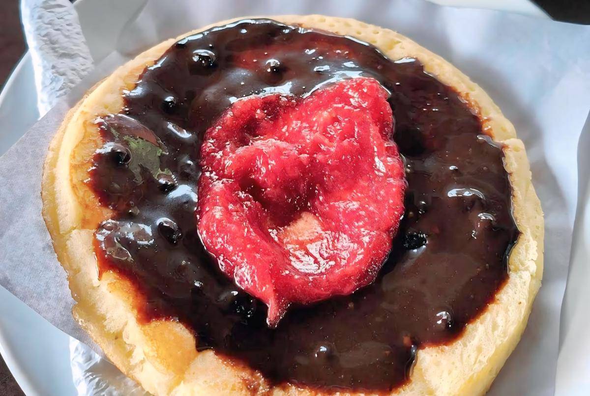 Awan Pancake Strawberry (google.com/maps/Rosiva Phan)