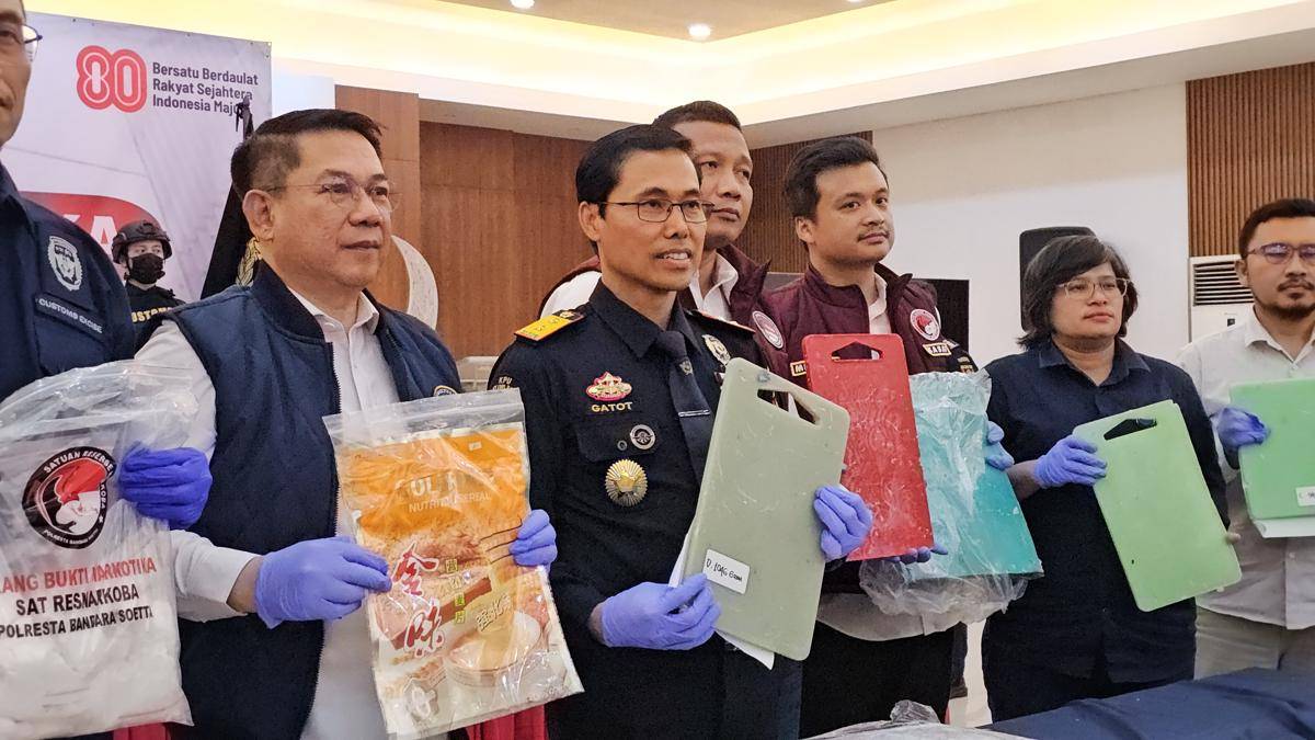 Upaya penyelundupan narkotika dicetak berbentuk talenan di Bandara Soetta (IDN Times/Maya Aulia Aprilianti)